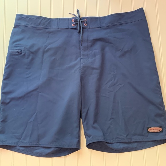 Vineyard Vines Navy Men’s Board Shorts 42 - Picture 1 of 3